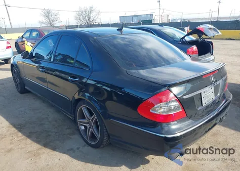 2007 Mercedes-Benz E 63 Amg z USA, uszkodzony, nr VIN WDBUF77X97B004539
